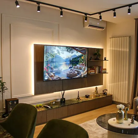 Luxurious 2br Designer Near River & Park