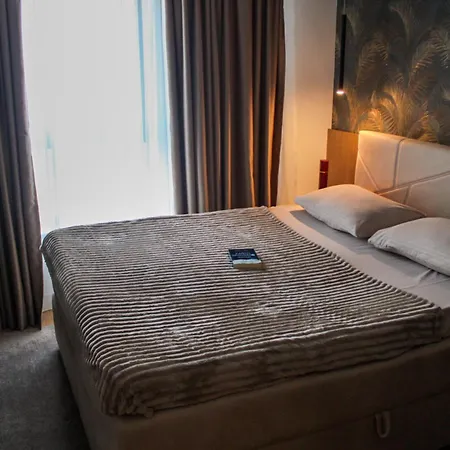 Luxurious 2br Designer Near River & Park בלגרד